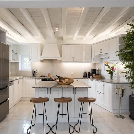 Вилла Dimilia Plintri