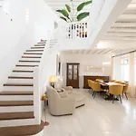 Vila Dimilia *